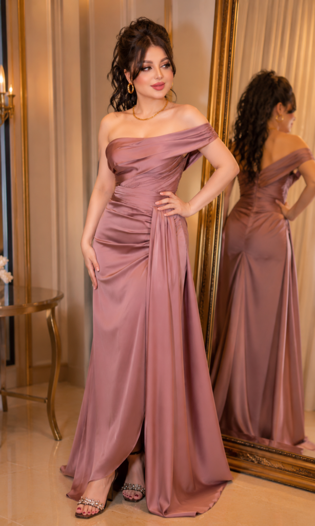 Elegant Mauve Satin Dress Ideas 2026 – Luxury Fashion Trends 3 4990ad43 5424 48d6 bc47 16fff9c7b824