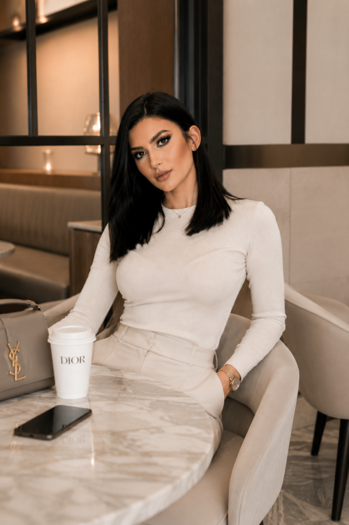 Quiet Luxury Fashion Trends for Women 2026 – Elegant Style 6 9701bf18 ecd1 4f0d 9e66 c7f4cc9dab0c