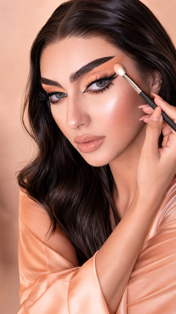 Fox Eye Makeup Look: Peach Cut Crease & Double Winged Liner 5 608c347e 9608 4e29 817a 0029f55894f4