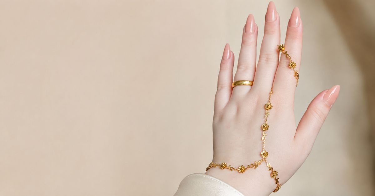 Floral Hand Chain Jewellery: Gold Hand Harness Ideas for 2026